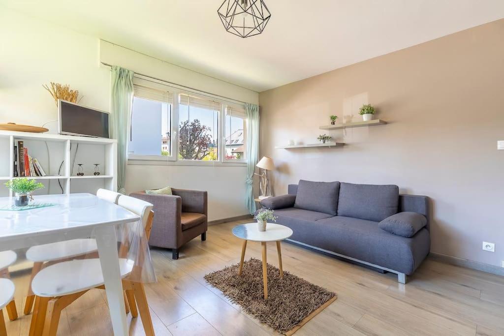 Appart Cosy Annecy Parking Et Velos Gratuit Exterior photo